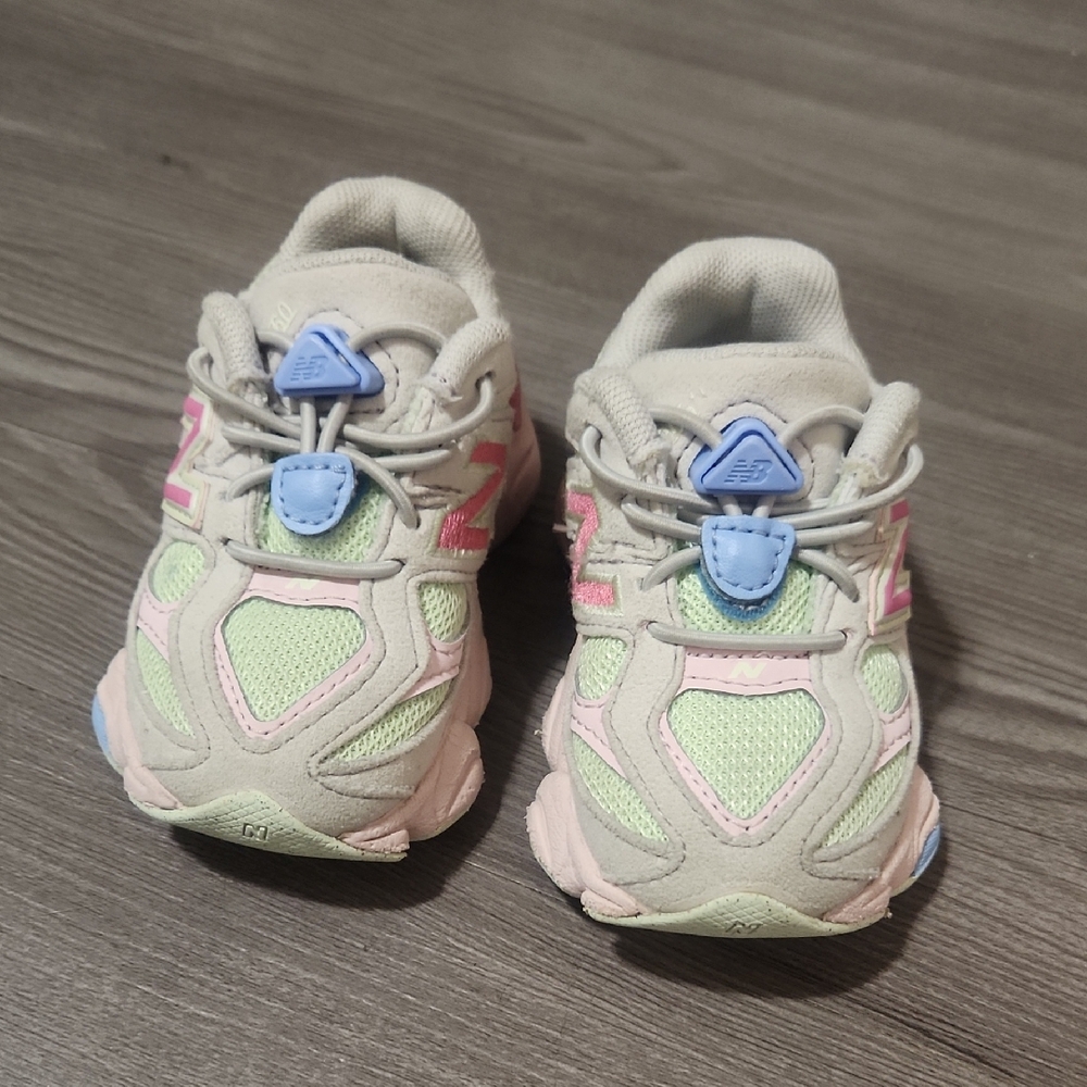 Toddler Size 5c New Balance9060